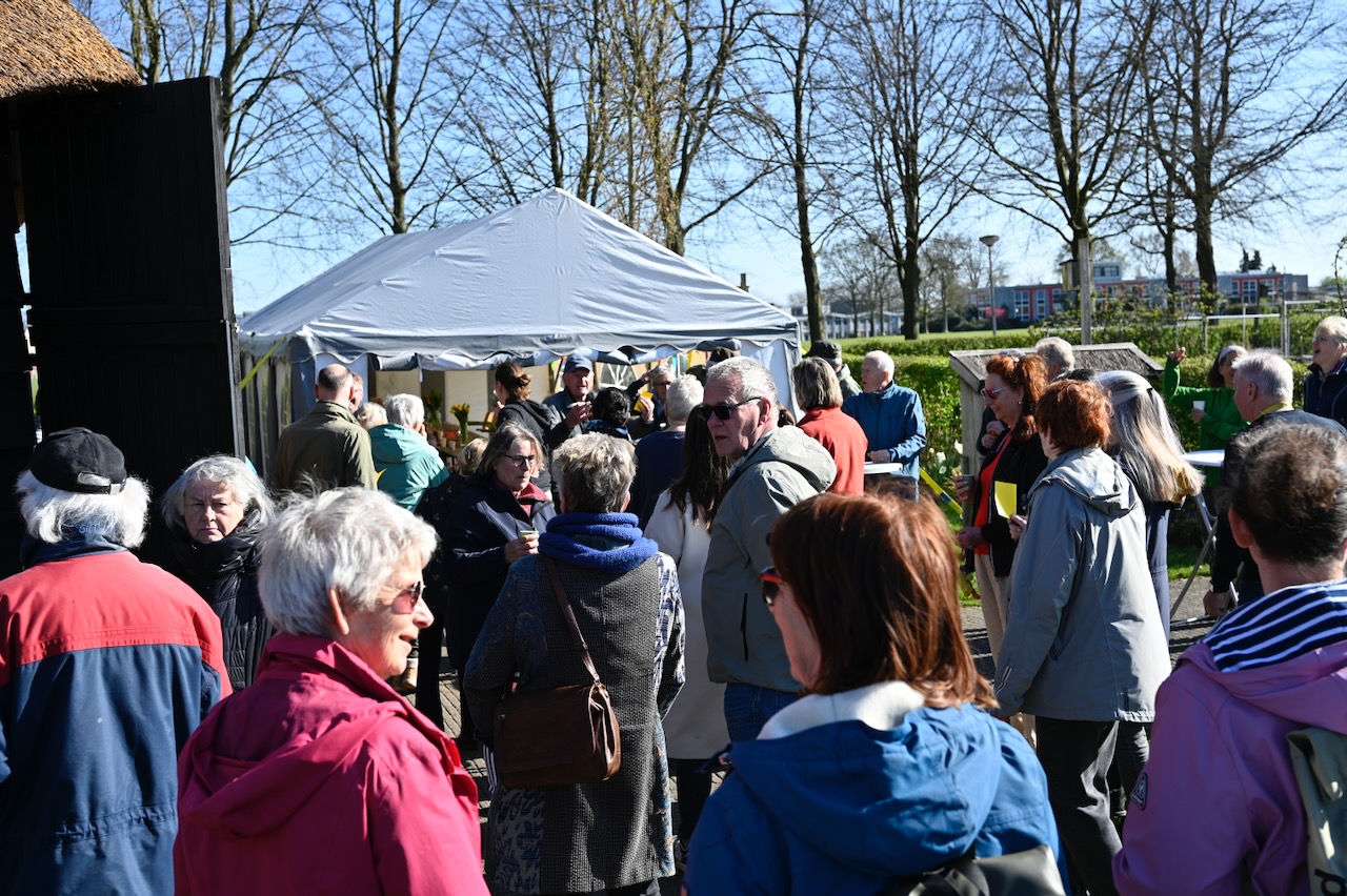 Opening tuinseizoen 2025 en de stemming voor wijziging van de statuten.
